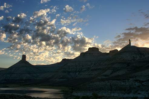 flaming gorge sunrise